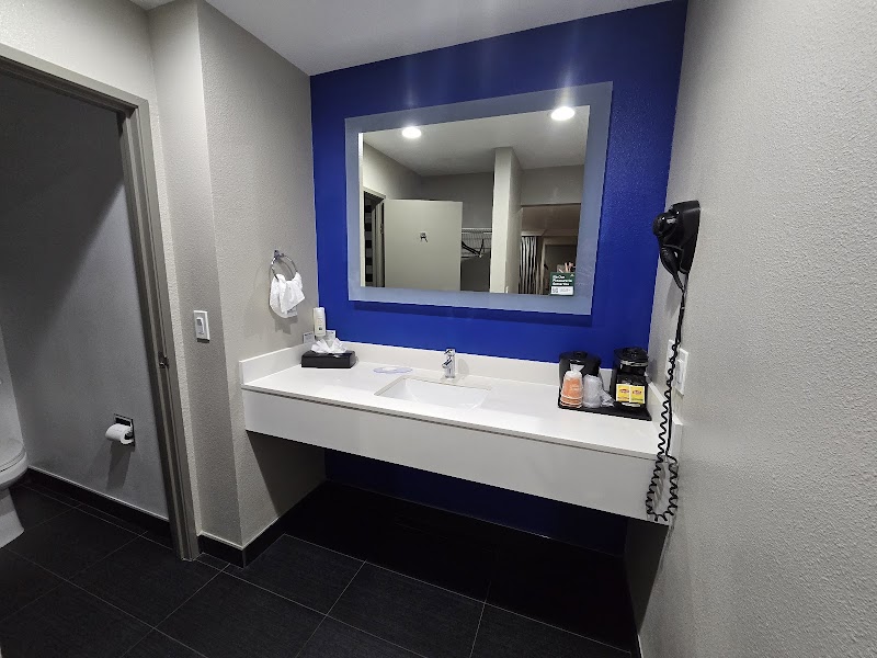Quality Inn & Suites Vacaville photo 4
