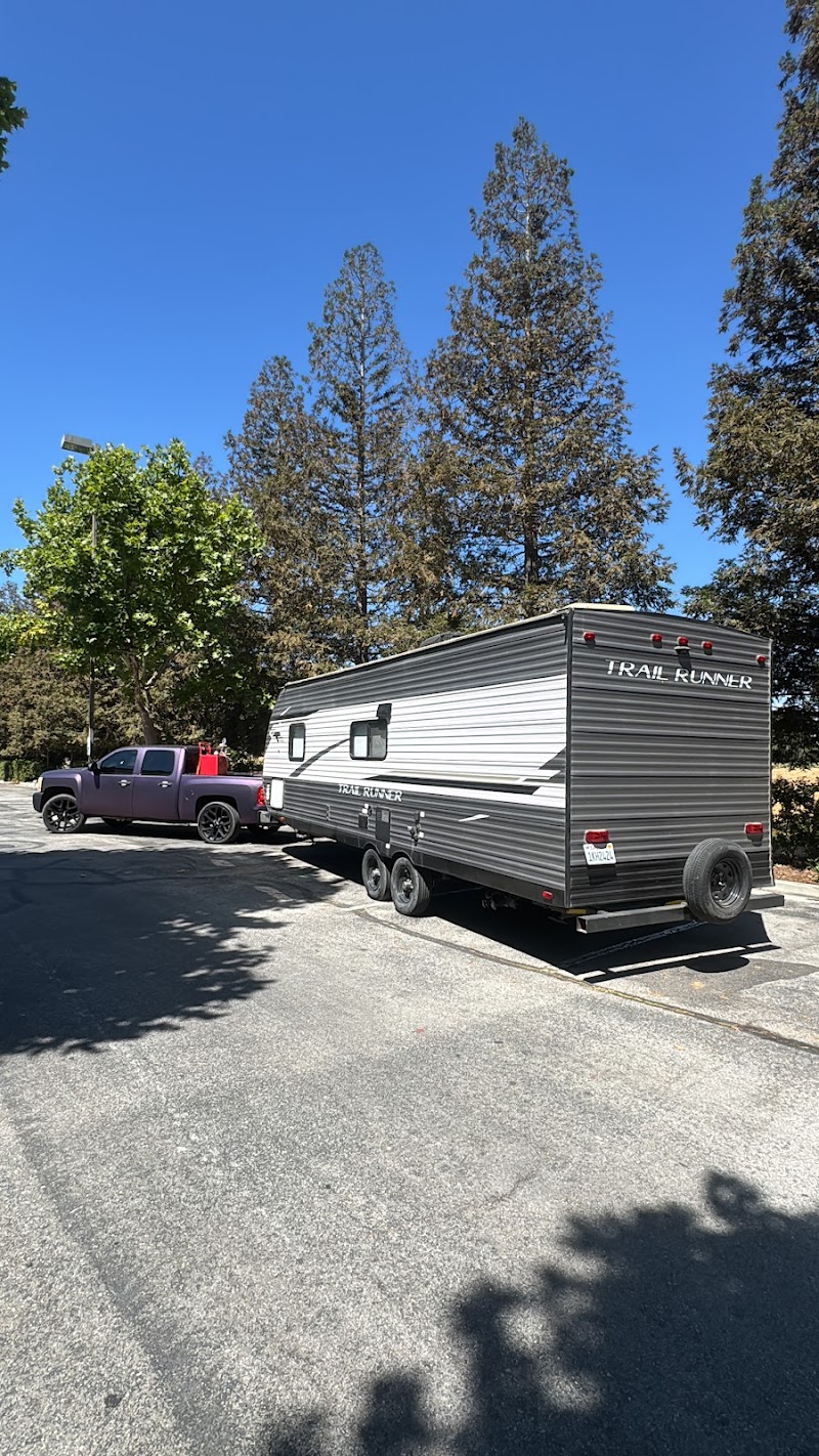 Camp RV Rentals photo 3