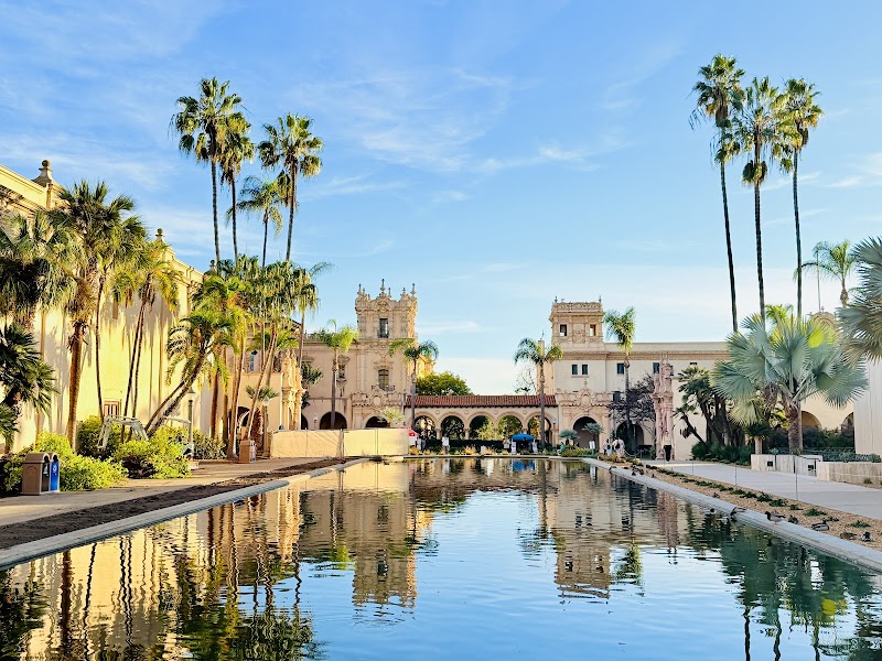 Botanical Building photo 4