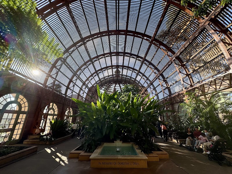 Botanical Building photo 3