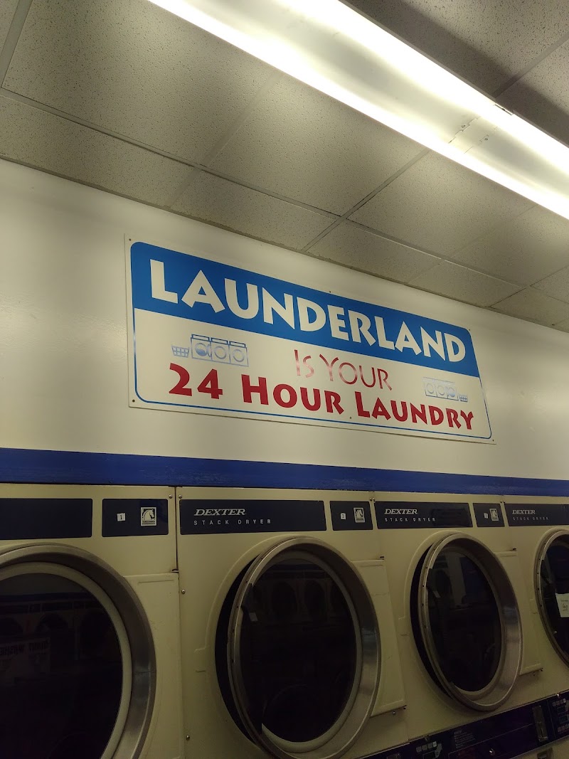 Launderland Coin Op photo 4