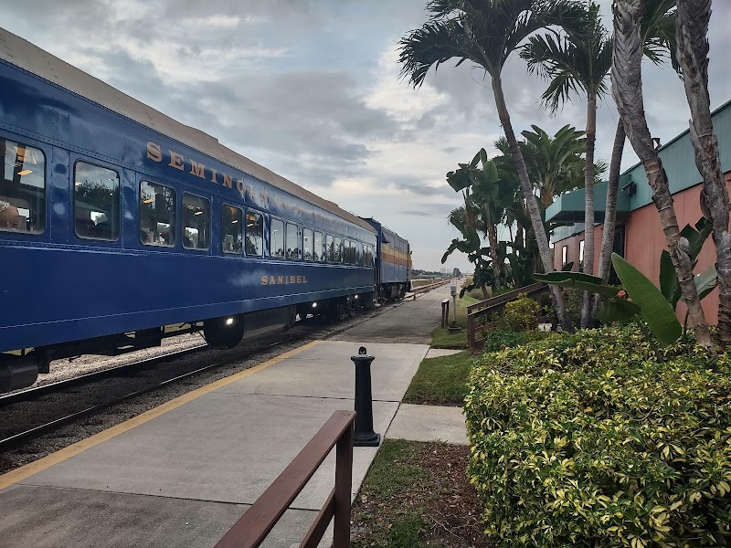 Murder Mystery Dinner Train photo 5