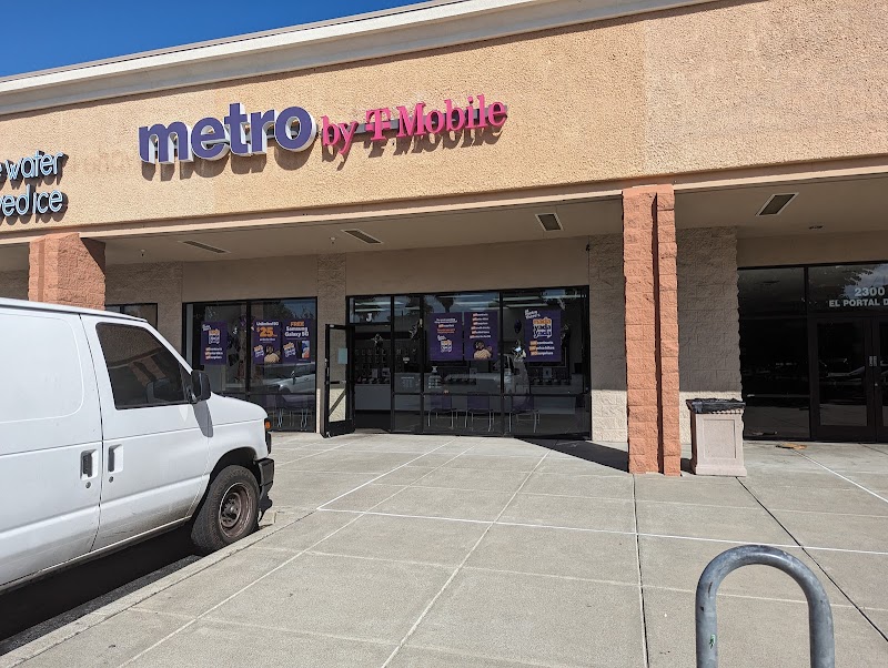Metro by T-Mobile photo 4