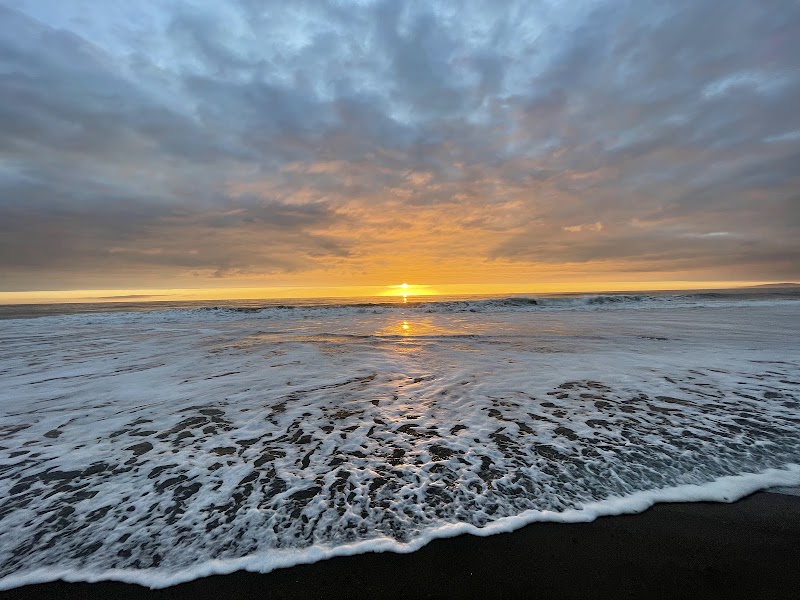 Pacifica Esplanade Beach photo 5