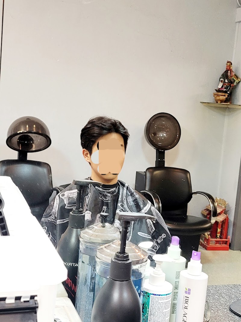 Photo of Billy's Hair Design