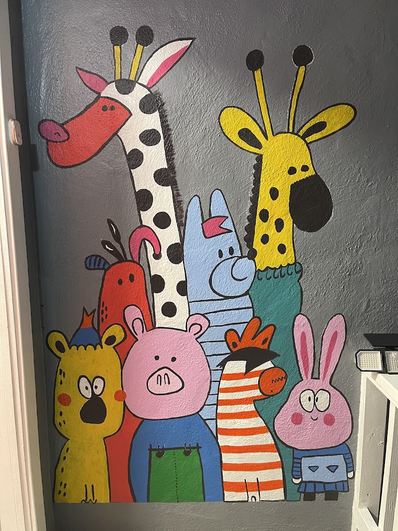 Giraffe Montessori Daycare photo 4