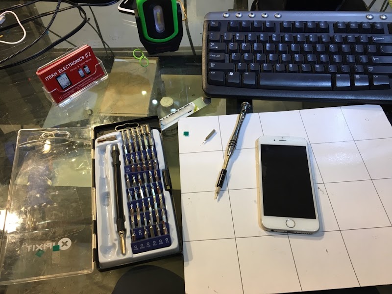 Photo of iTekh Electronics