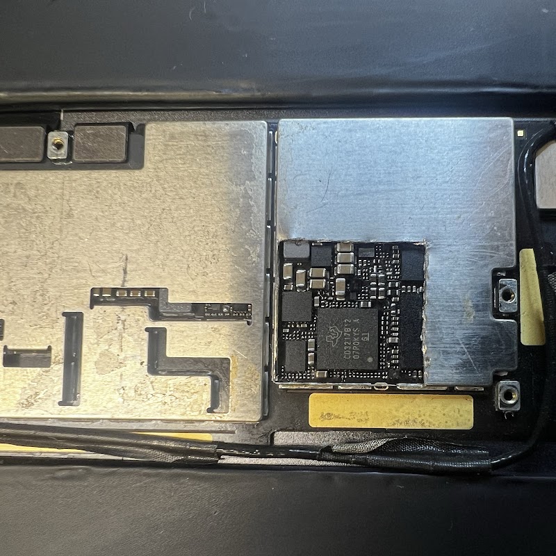 iTekh Electronics photo 5