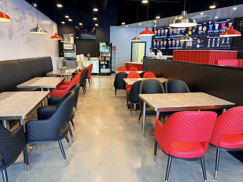 Photo of Beef N' Buns - Wesley Chapel