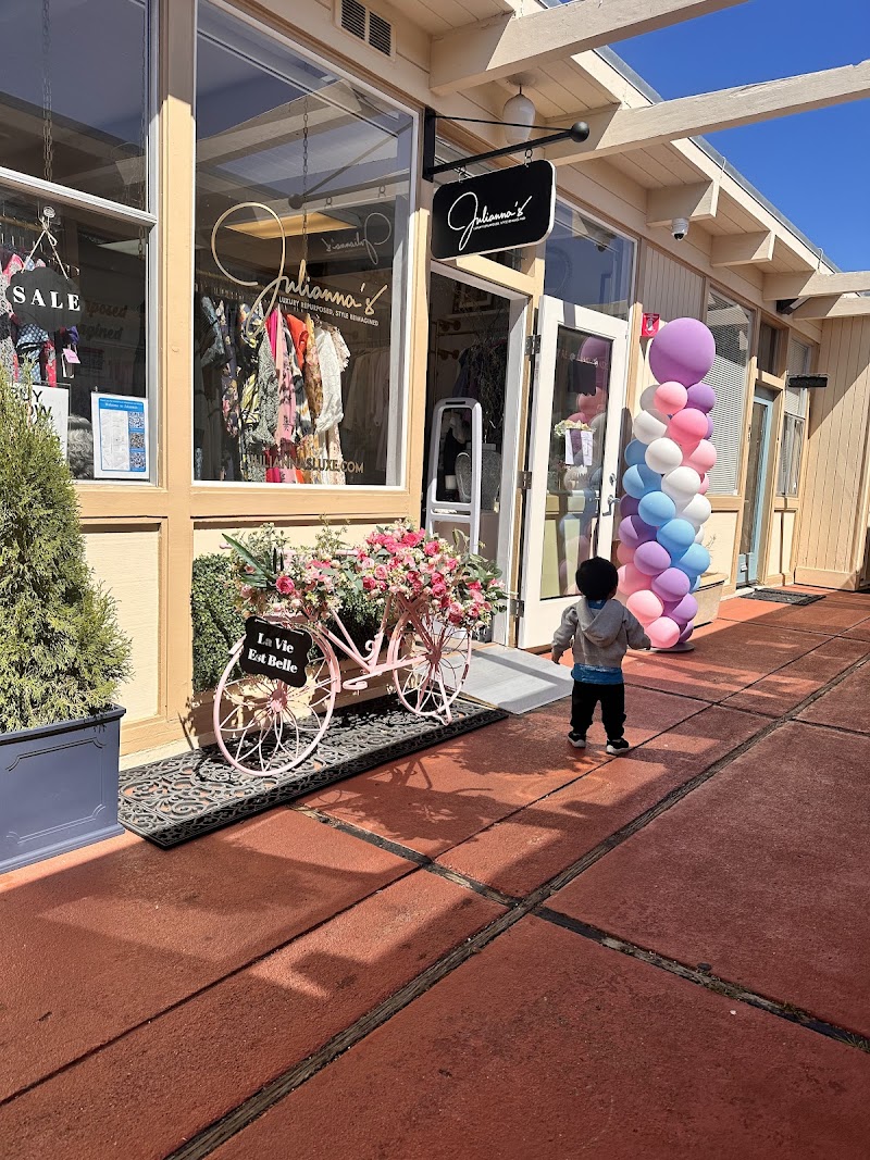 Photo of Julianna's Luxe