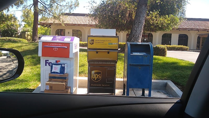 FedEx Drop Box photo 5