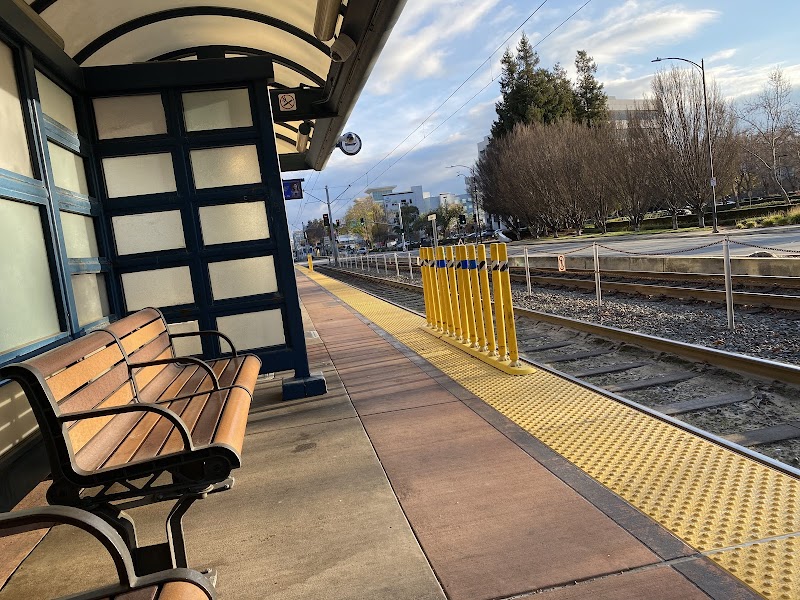 Karina Court Station (0) photo 4