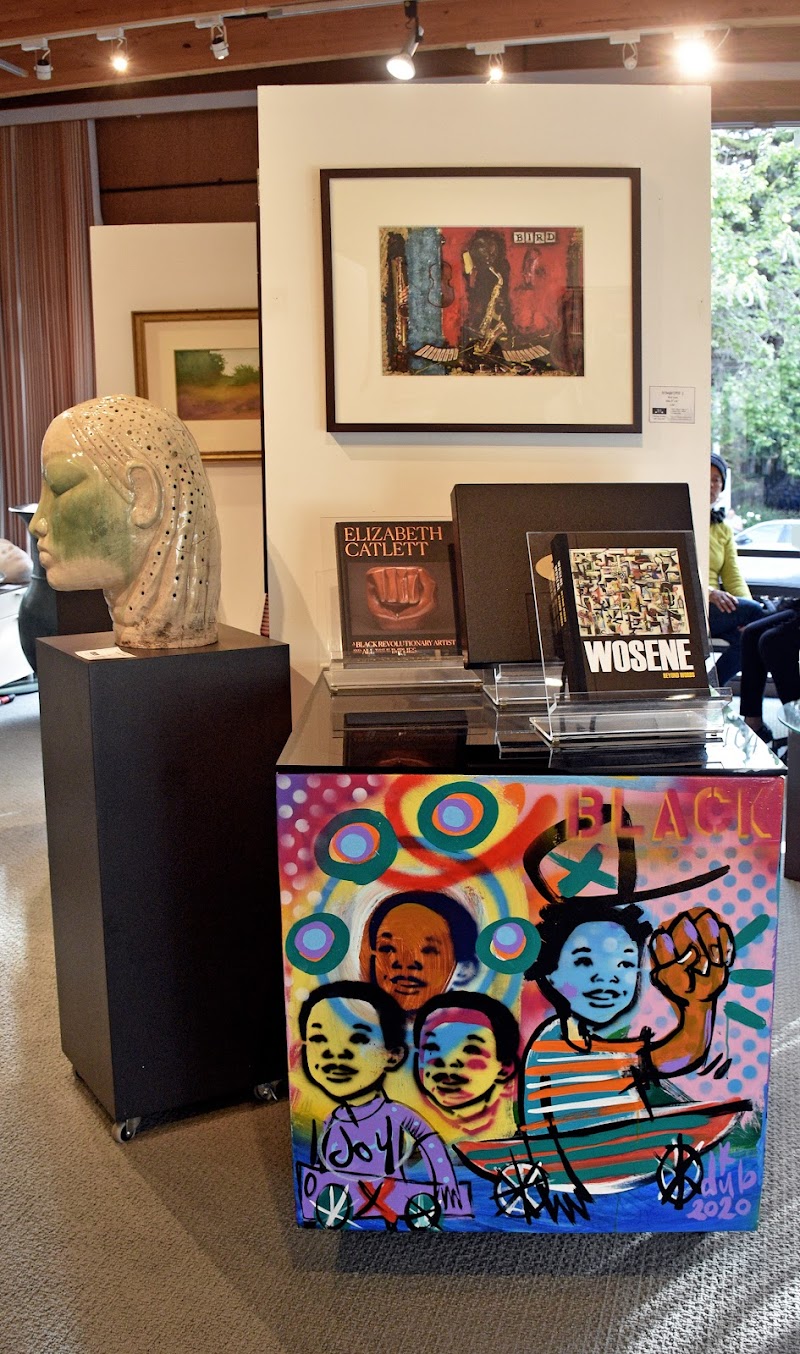 Thelma Harris Art Gallery photo 4