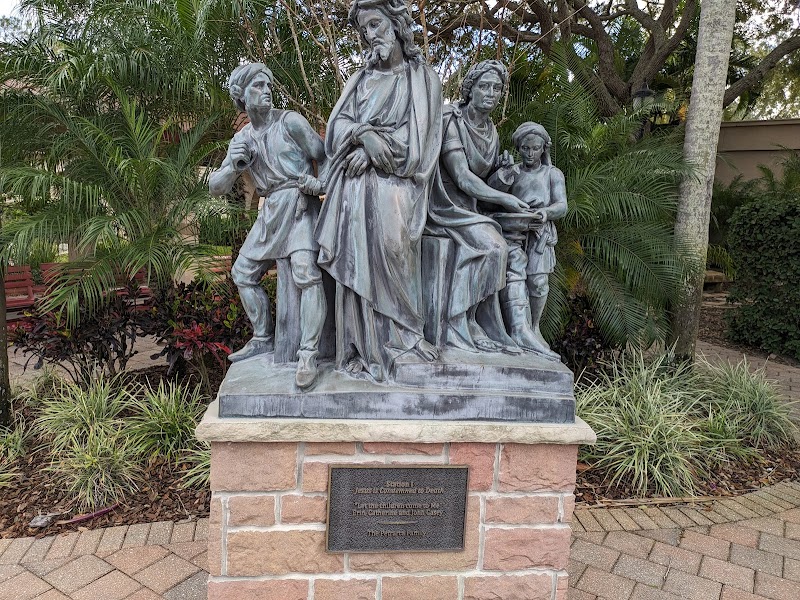 Espiritu Santo Catholic Church photo 4