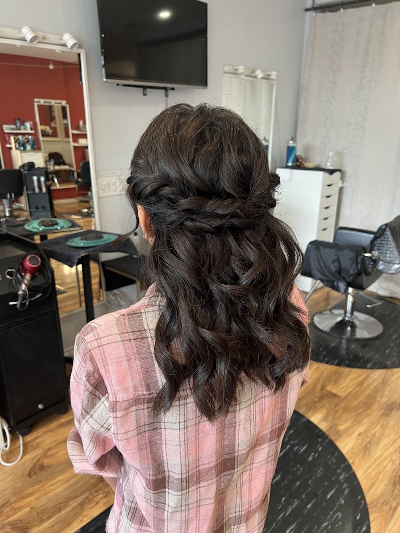 Hairs by Honey photo 3
