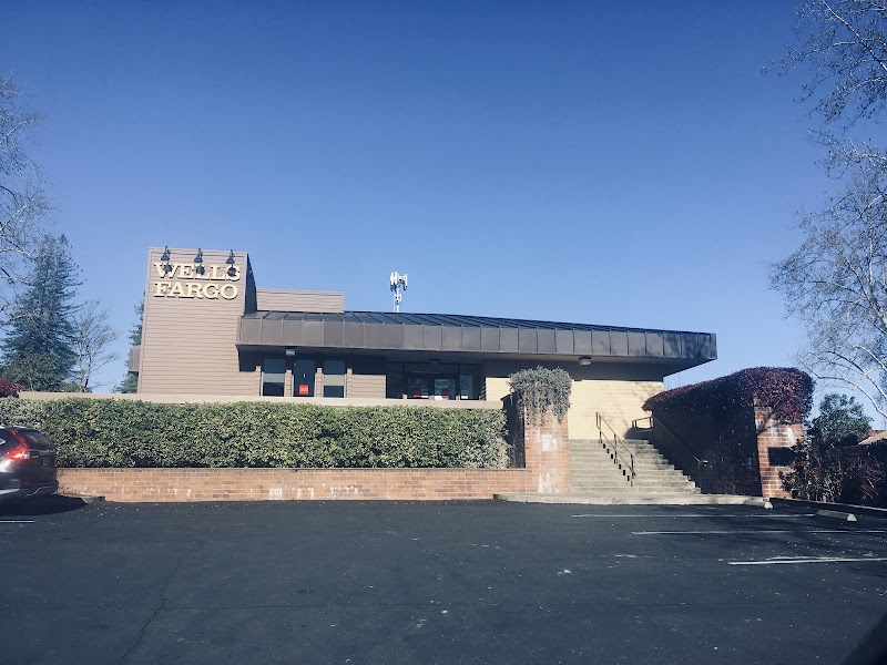 Wells Fargo Bank photo 2