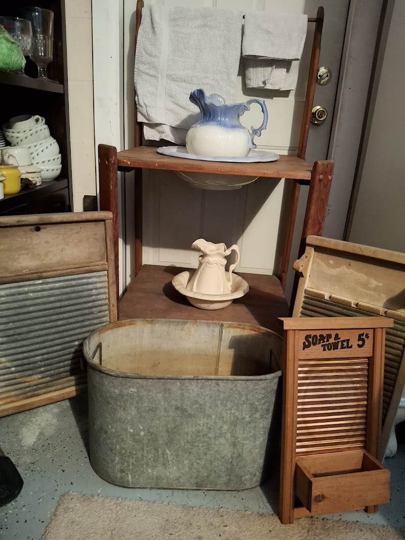 Antiques n Rare Finds photo 4