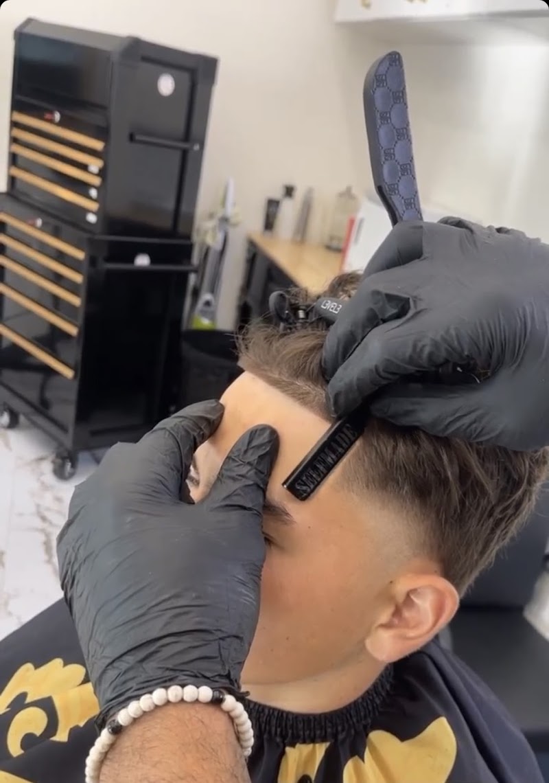 Alamo Lane Barbershop photo 3
