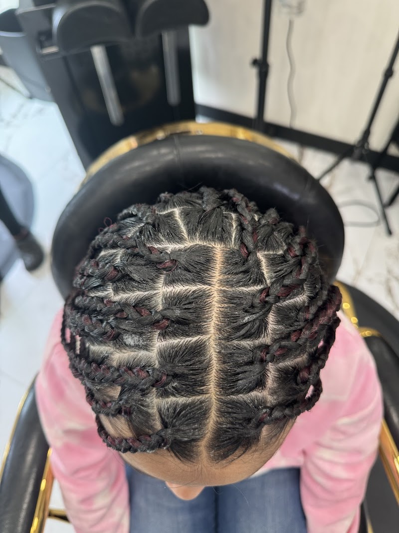 Alamo Lane Barbershop photo 4