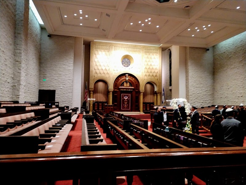 Sephardic Temple Tifereth Israel photo 4