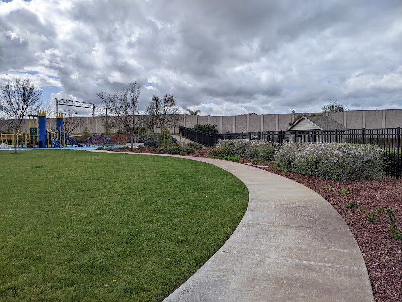 Briarwood Park photo 2