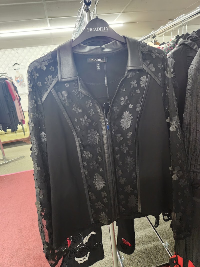 Pistoll Annie's Boutique photo 5