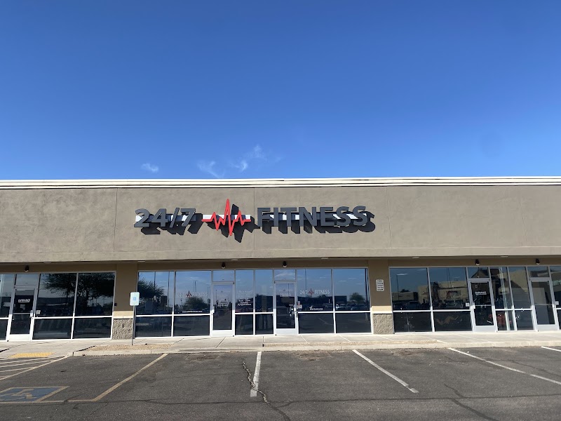 24/7 Fitness photo 3