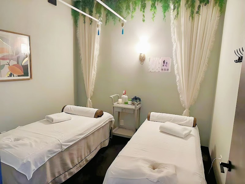 Elegant Day Spa photo 2
