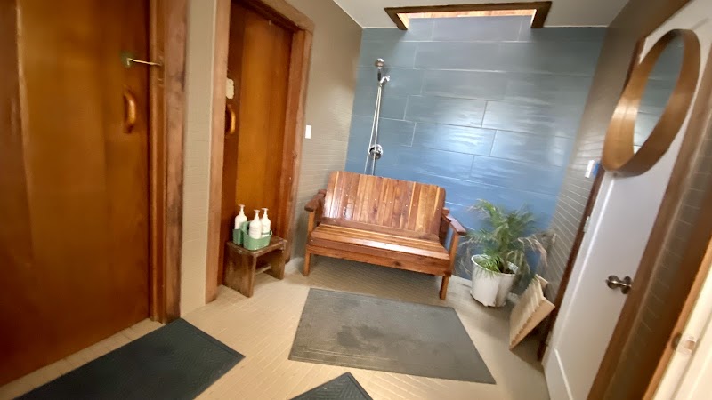 Albany Sauna, Massage Therapy, Facials & Hot Tubs photo 3