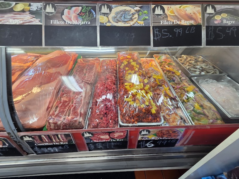 Los Pinos Deli Market photo 2
