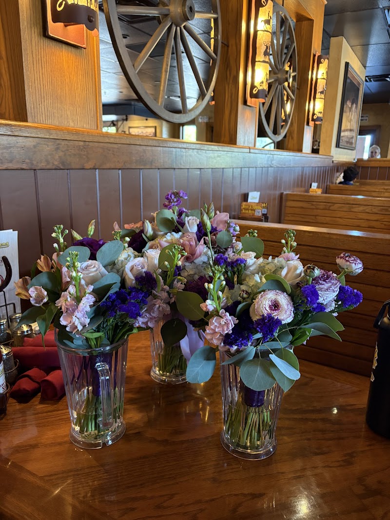 L.V. Flowers & Events photo 5