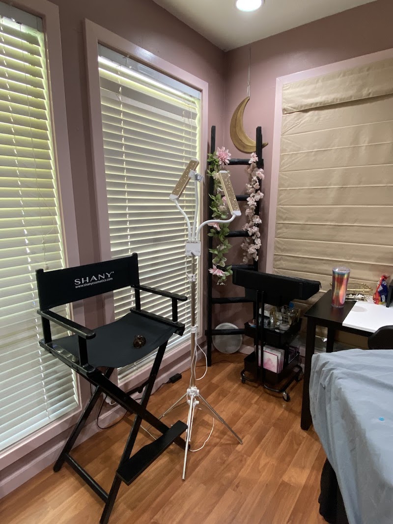 Photo of Glitzy Glam Artistry