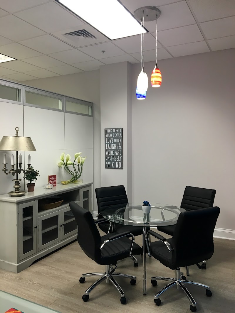 Stephanie Hensley, REALTOR photo 3
