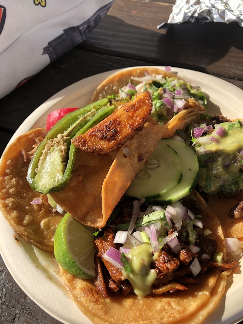 Tacos La Calle photo 4