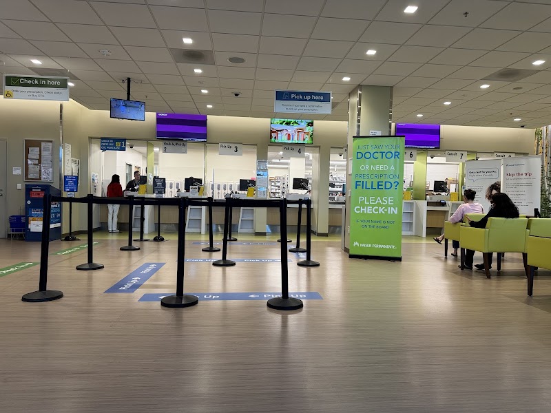 Photo of Pharmacy | Kaiser Permanente Dublin Medical Offices and Cancer Center