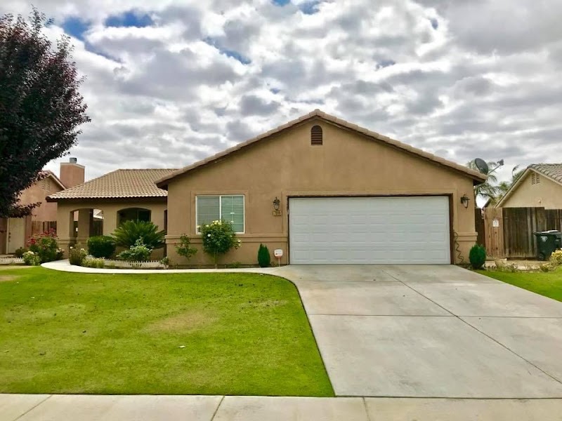 Jeet Sangha, Compass, Realtor® photo 2