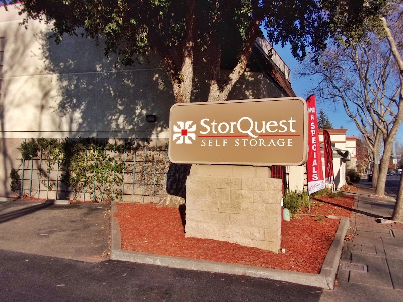 StorQuest Self Storage photo 2