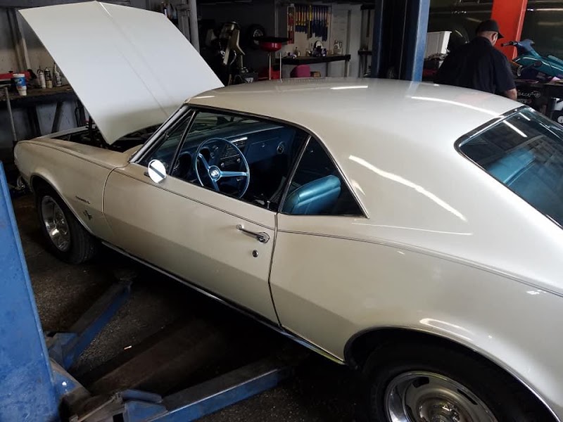 Bennett's Auto Repair photo 4