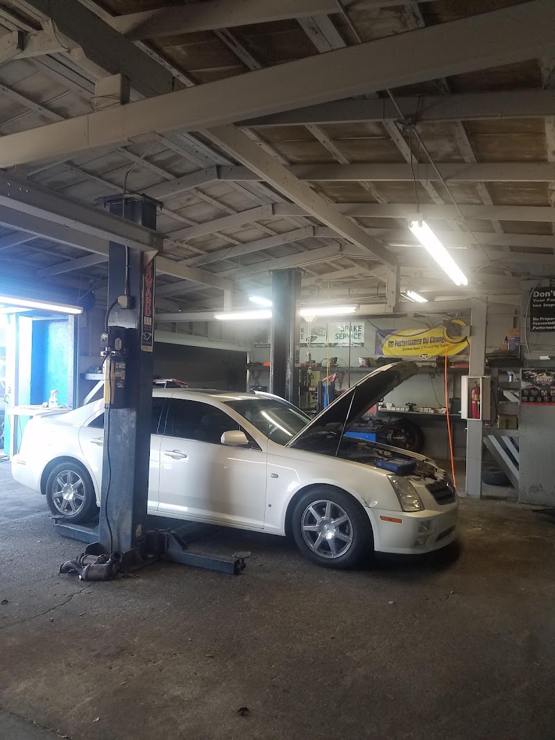 Bennett's Auto Repair photo 3