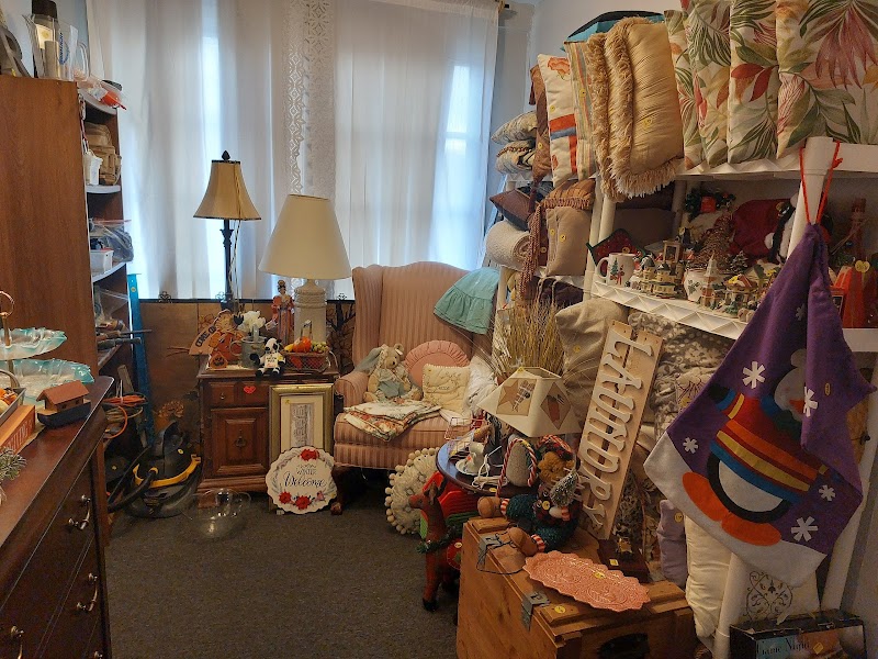 Country Thrift photo 2