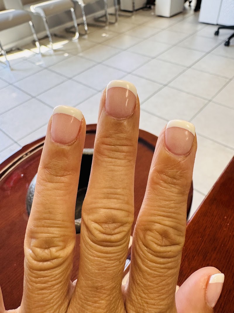 Luxe Nails photo 2