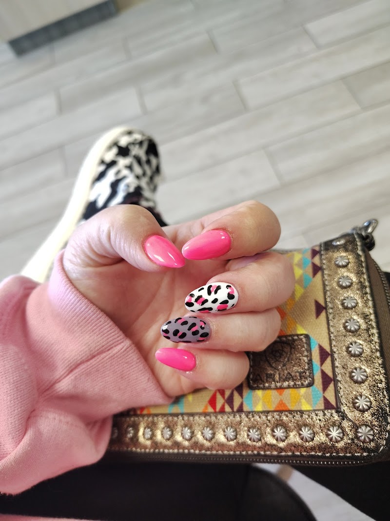 Happy Nails & Spa photo 4