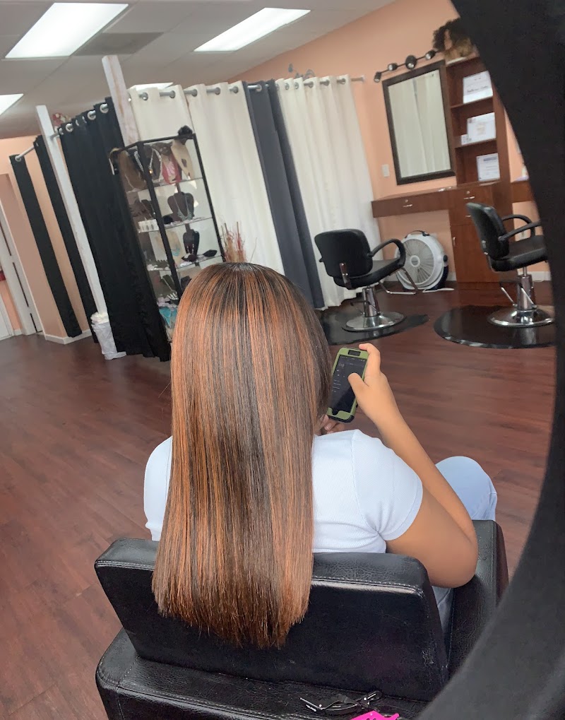 Rosa’s Hair Touch Beauty Salon photo 2