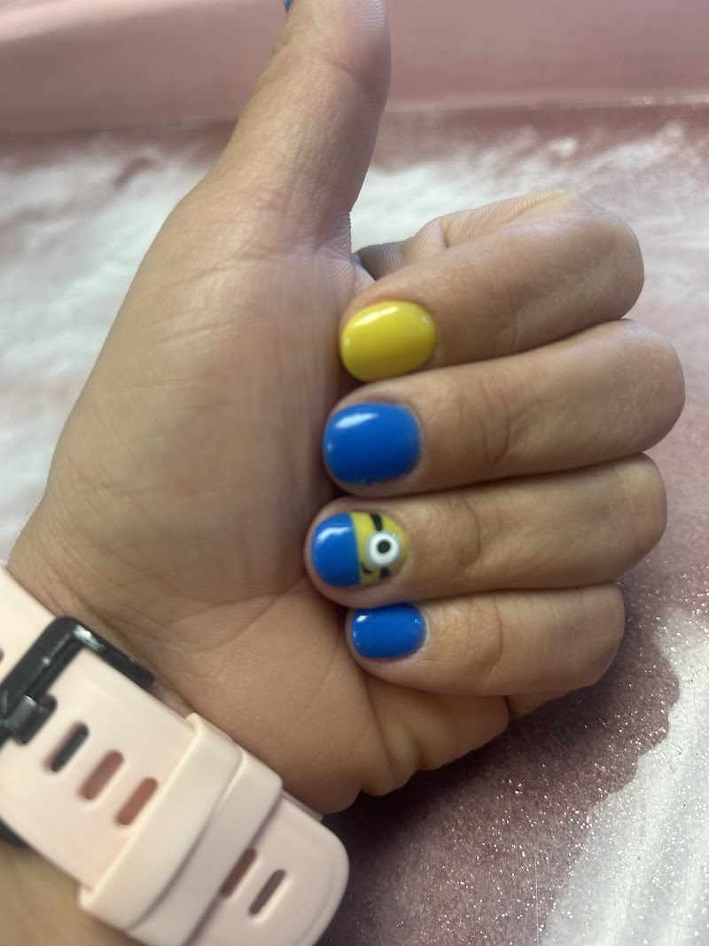 Arielis Nails Artist photo 2