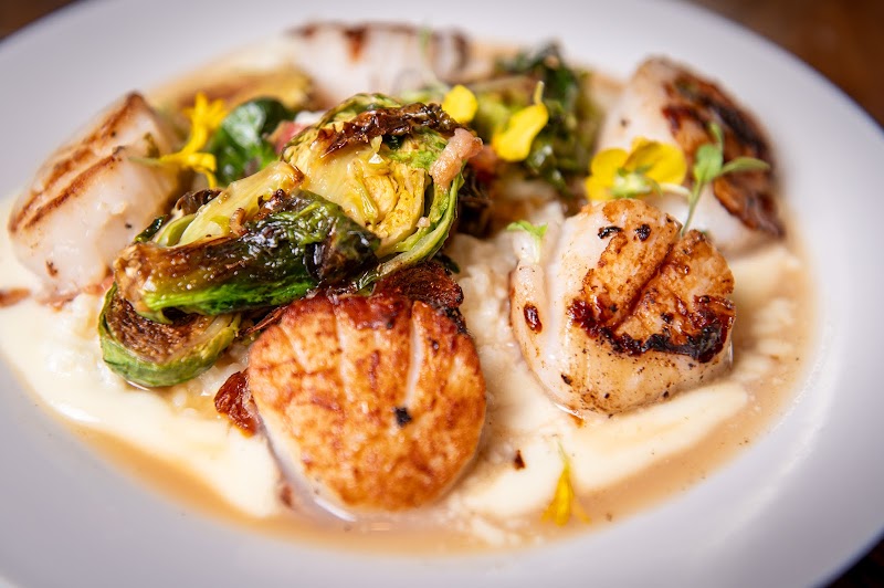 The White Oak Cottage - Bistro & Boutique photo 3