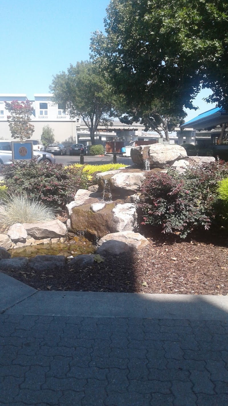 Photo of 100 Drakes Landing