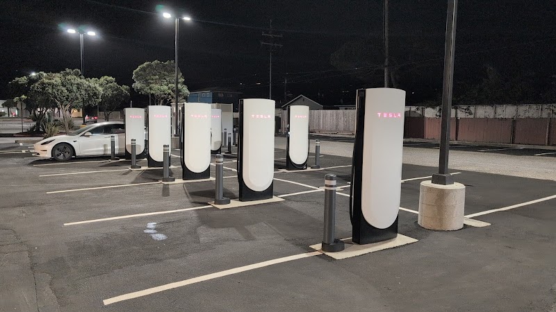 Tesla Supercharger photo 2