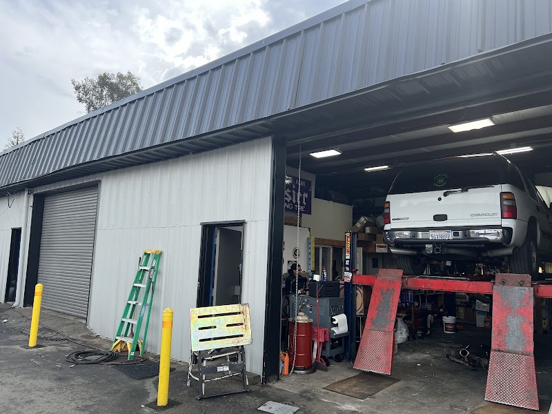 DeCarlo's Auto Repair photo 4