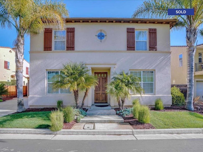 Score Real Estate photo 2