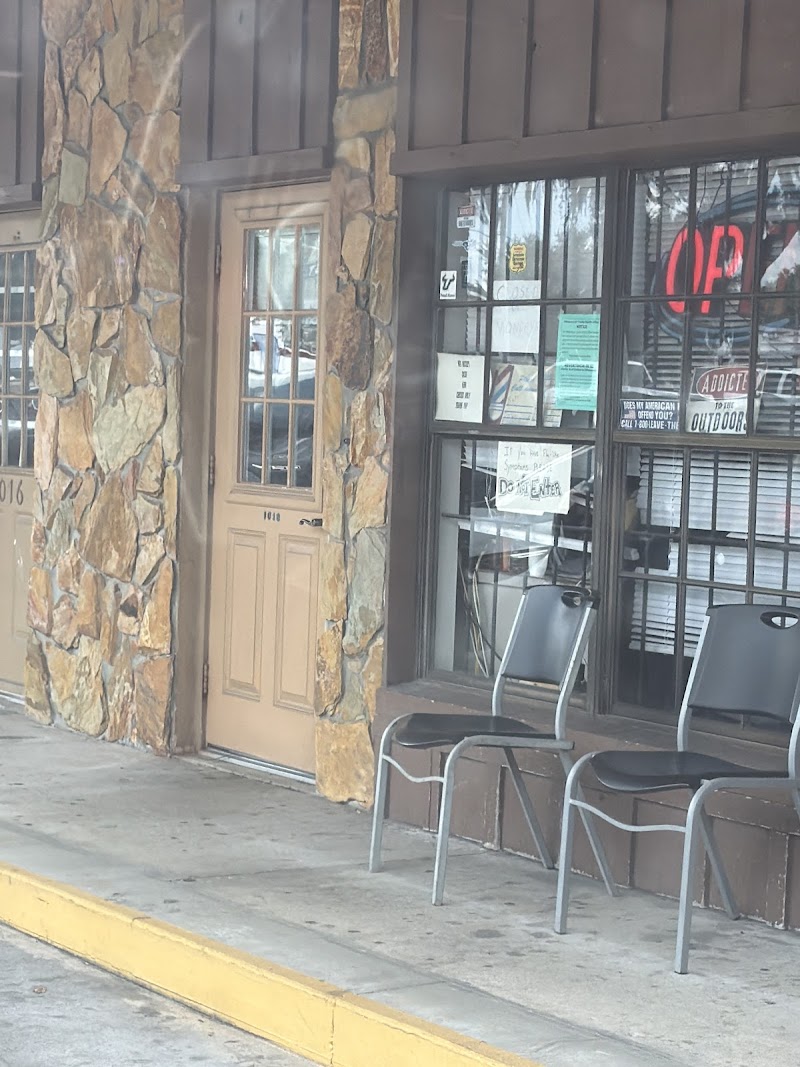 B & D Barber Shop photo 2